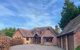 Aviary Lodge